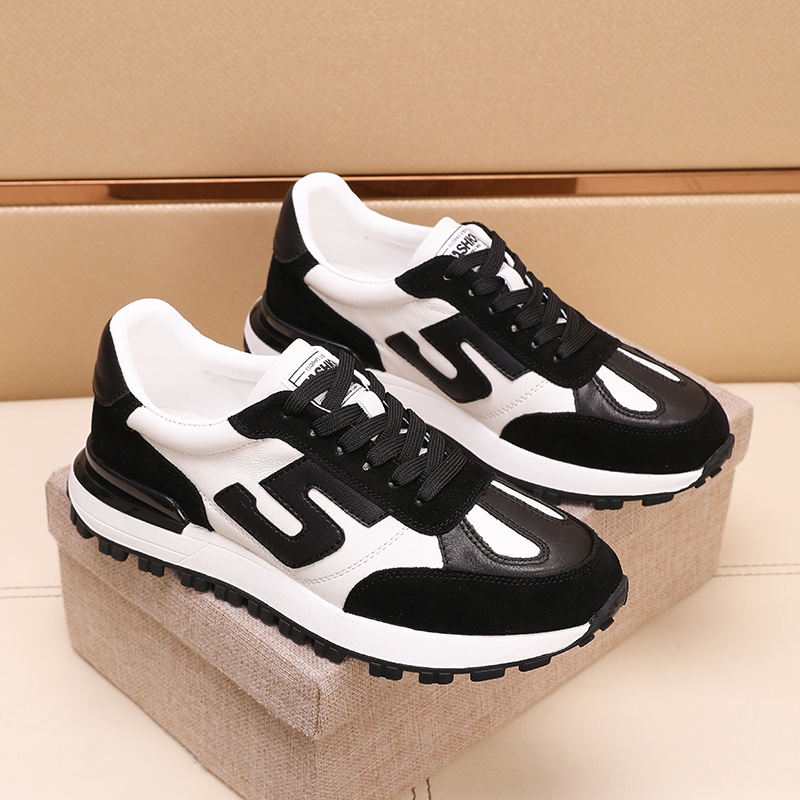 G*u*i sneakers